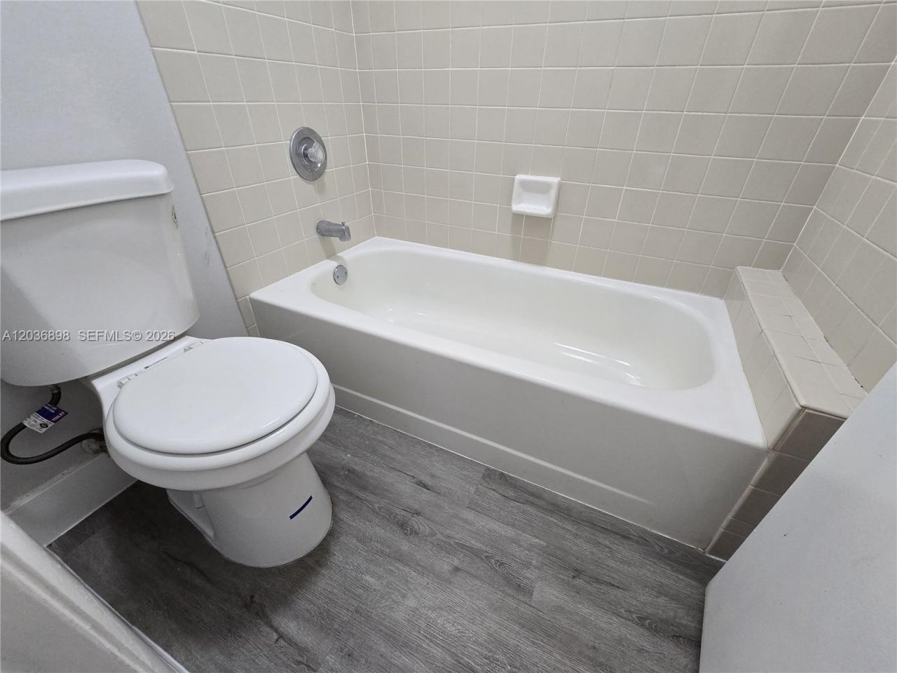 1024 S Independence Dr, Unit 1024E, Homestead, FL 33034 Photo