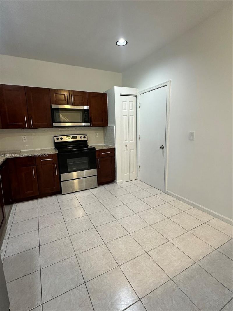 5541 NW 90th Ter , Unit 5541, Sunrise, FL 33351 Photo