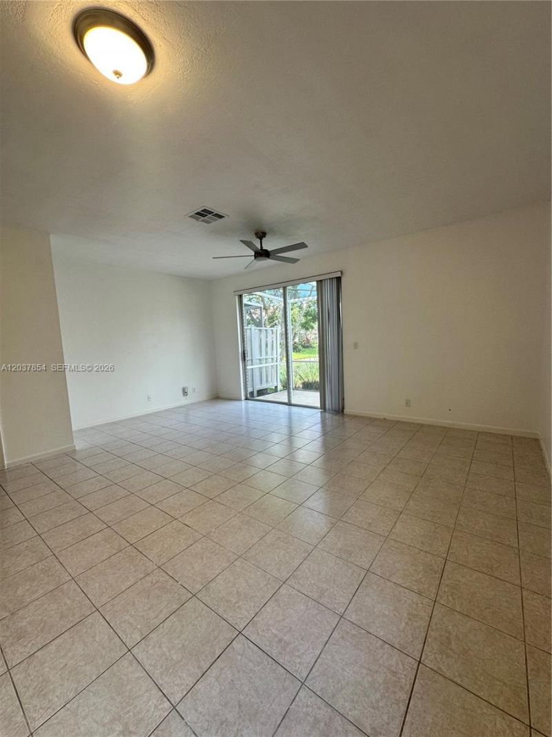 5541 NW 90th Ter , Unit 5541, Sunrise, FL 33351 Photo