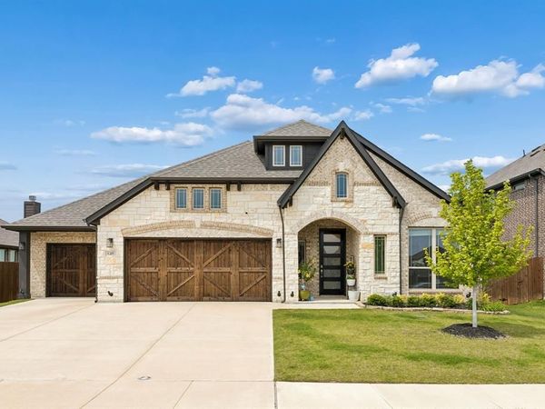 645 Winters Drive, Waxahachie, TX 75165