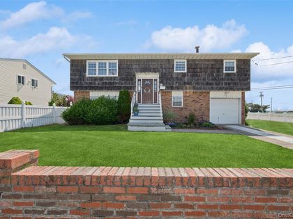 54 Acapulco Street Atlantic Beach, NY 11509