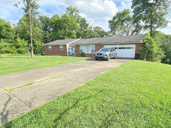 230 Oak Drive, Spencer, WV 25276
