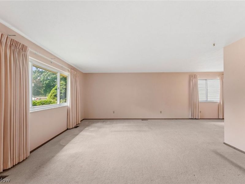 21820 Mastick Road, Fairview Park, OH 44126 Photo 13
