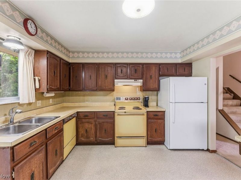 21820 Mastick Road, Fairview Park, OH 44126 Photo 17