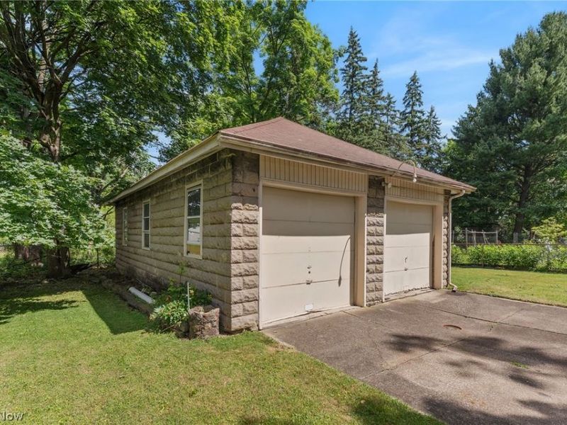 21820 Mastick Road, Fairview Park, OH 44126 Photo 34