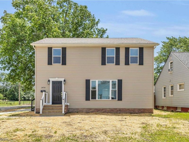24700 Alberton Road, Euclid, OH 44123 Photo 1
