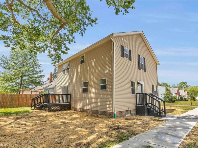 24700 Alberton Road, Euclid, OH 44123 Photo 3