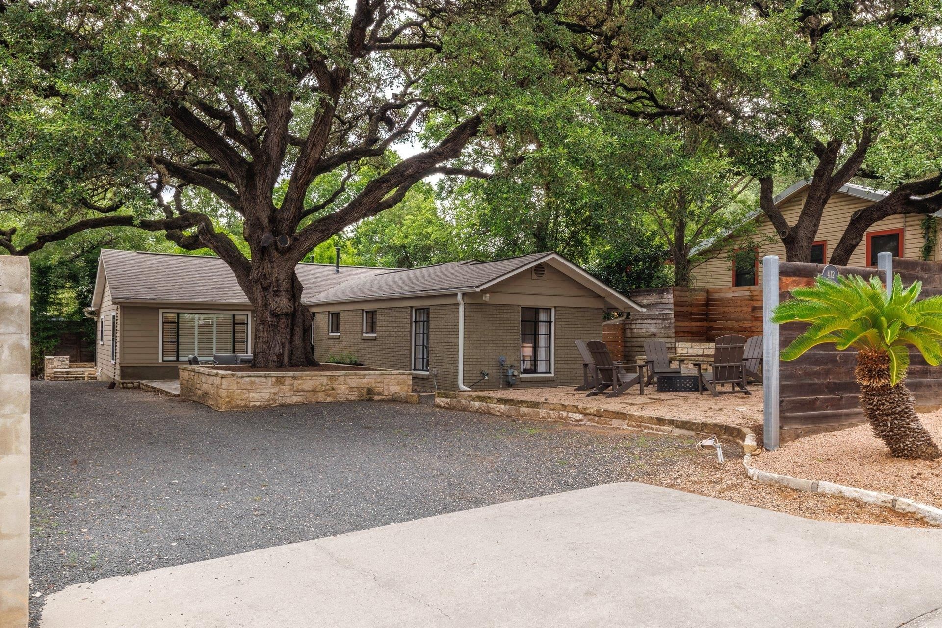 412 Crockett St, Austin, TX 78704 Main Photo