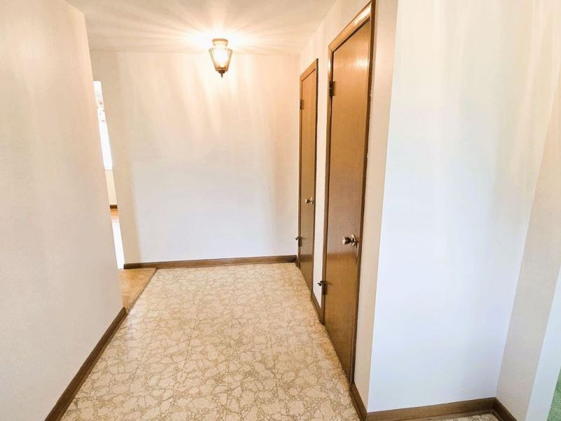 2082 Stowe Drive, Springfield, OH 45505 Photo 5