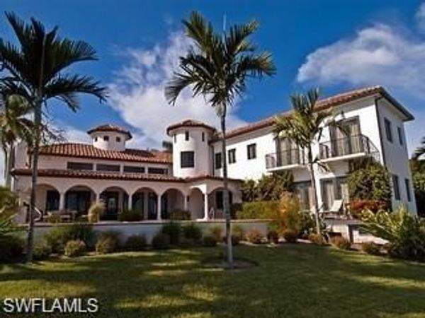 2535 Tarpon RD , NAPLES, FL 34102