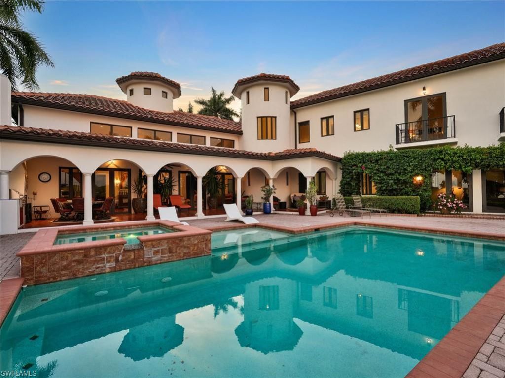 2535 Tarpon Rd, Naples, FL 34102 Photo