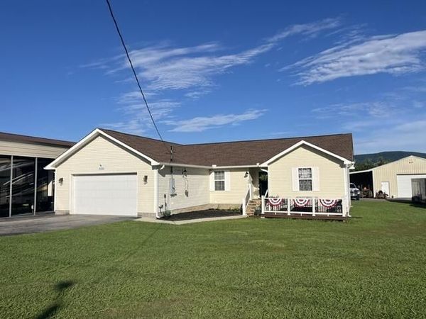 4468 W Valley Road, Dunlap, TN 37327