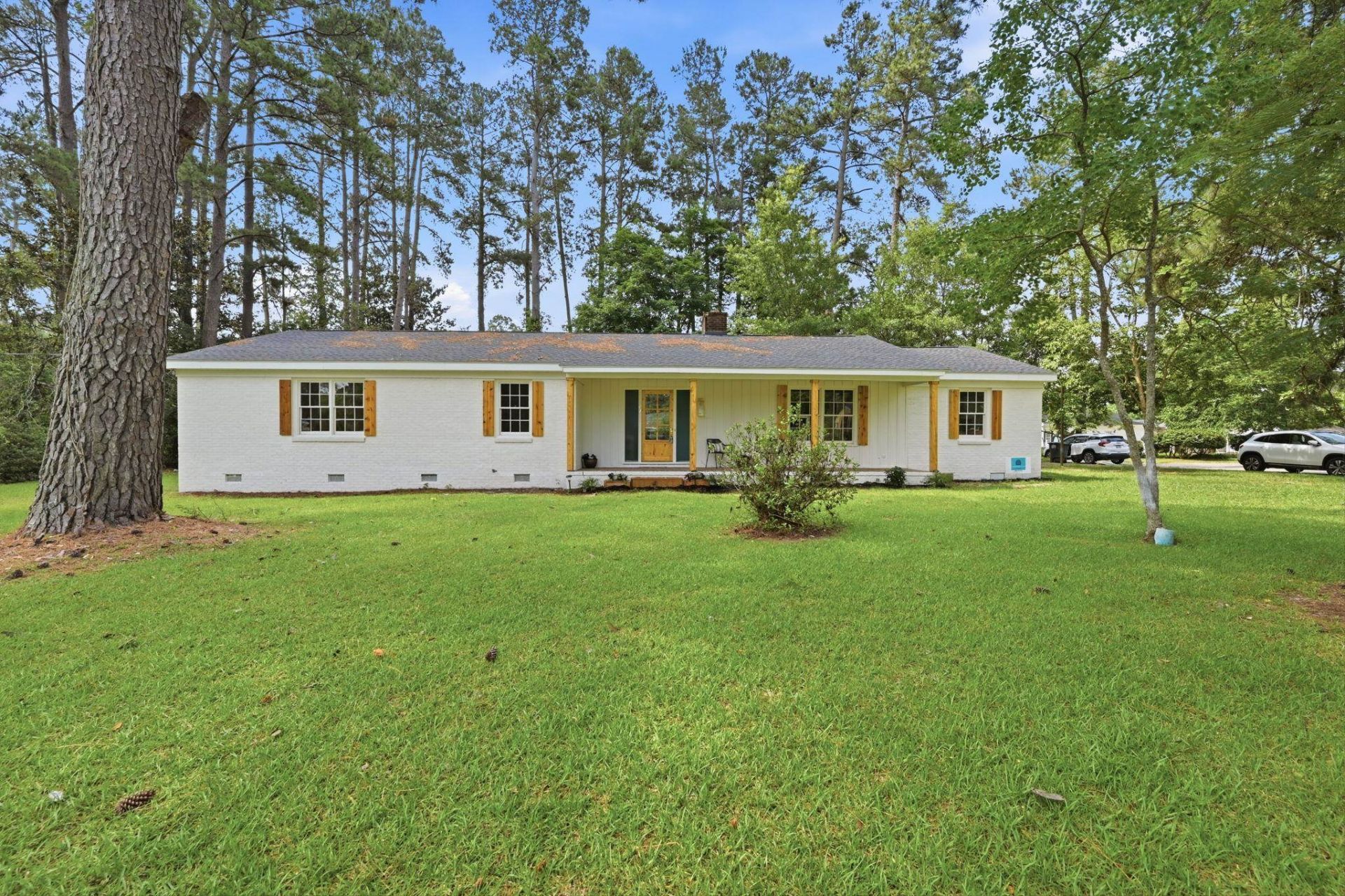 302 Azalea Dr., Mullins, SC 29574 Main Photo