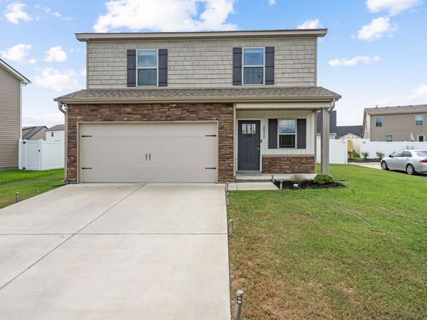 2212 Red Barn Rd , Christiana, TN 37037