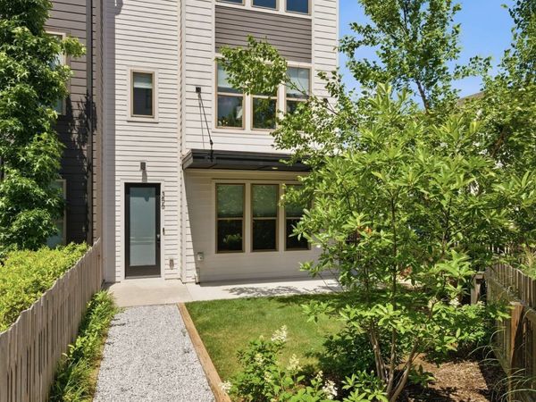 356 E Village Ln , Nashville, TN 37216