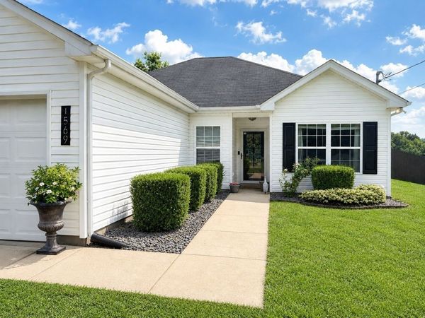 1569 Ringwald Rd , Murfreesboro, TN 37130
