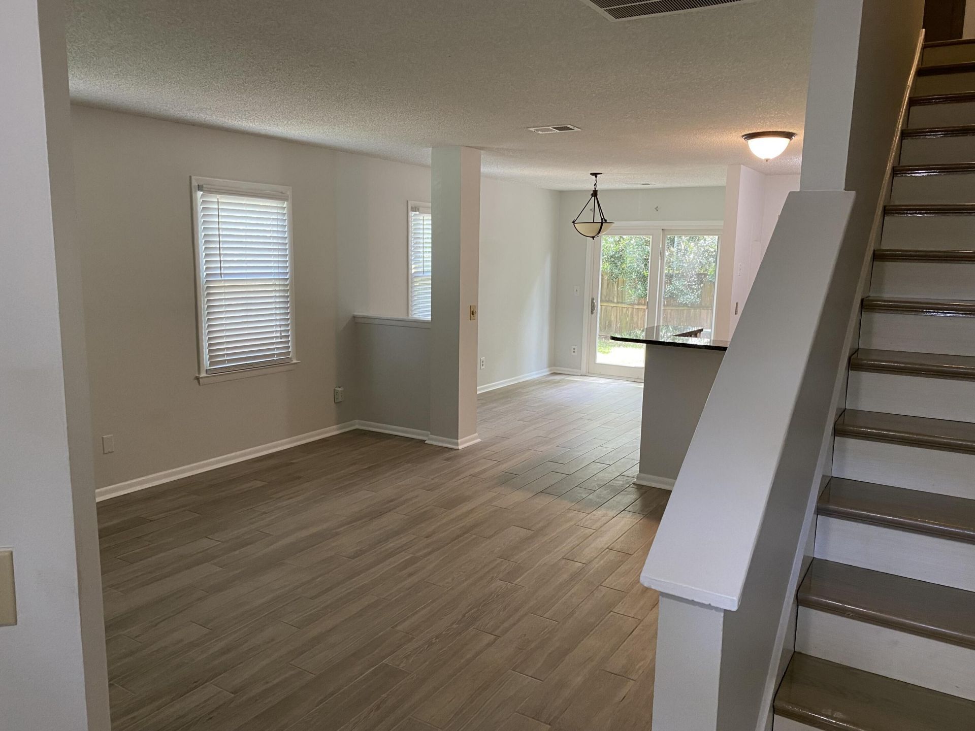 1224 Meadow Park Lane Photo 5