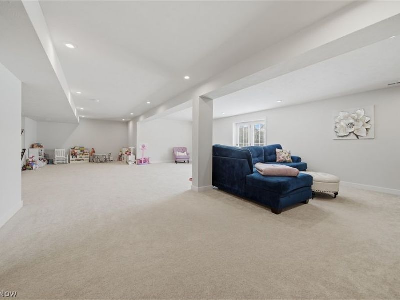 6877 Harrington Court Avenue NE, Canton, OH 44721 Photo 40