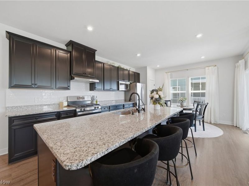 6877 Harrington Court Avenue NE, Canton, OH 44721 Photo 8