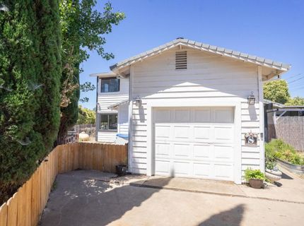 2709 Curran Rd, Ione, CA 95640 Photo