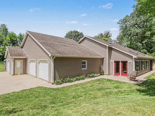 8563 G Drive S, Ceresco, MI 49033