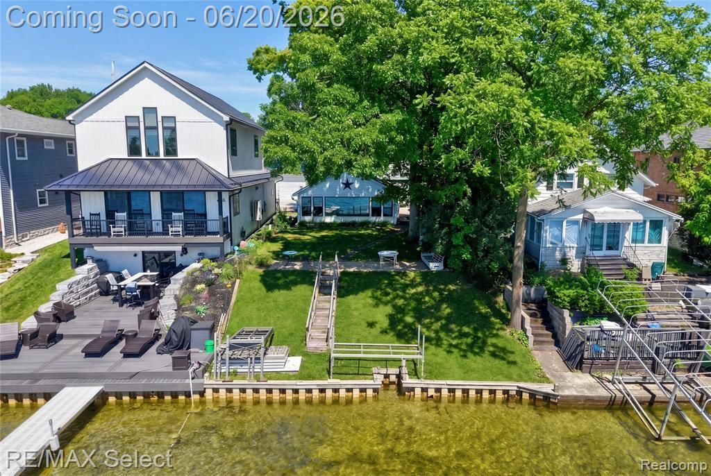 13022 Cussewago Drive , Fenton Township, MI 48430 Main Photo