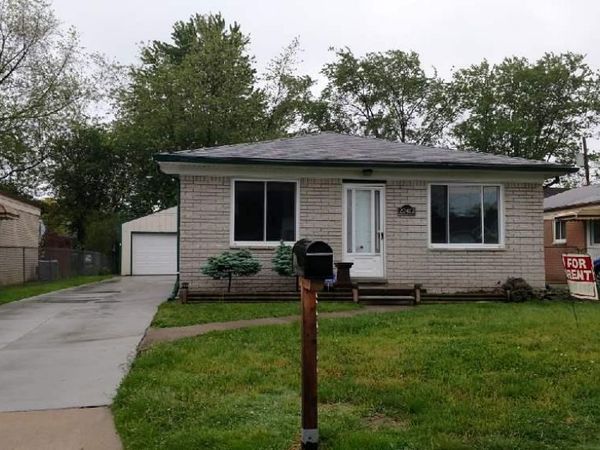 22412 Milner Street, St. Clair Shores, MI 48081