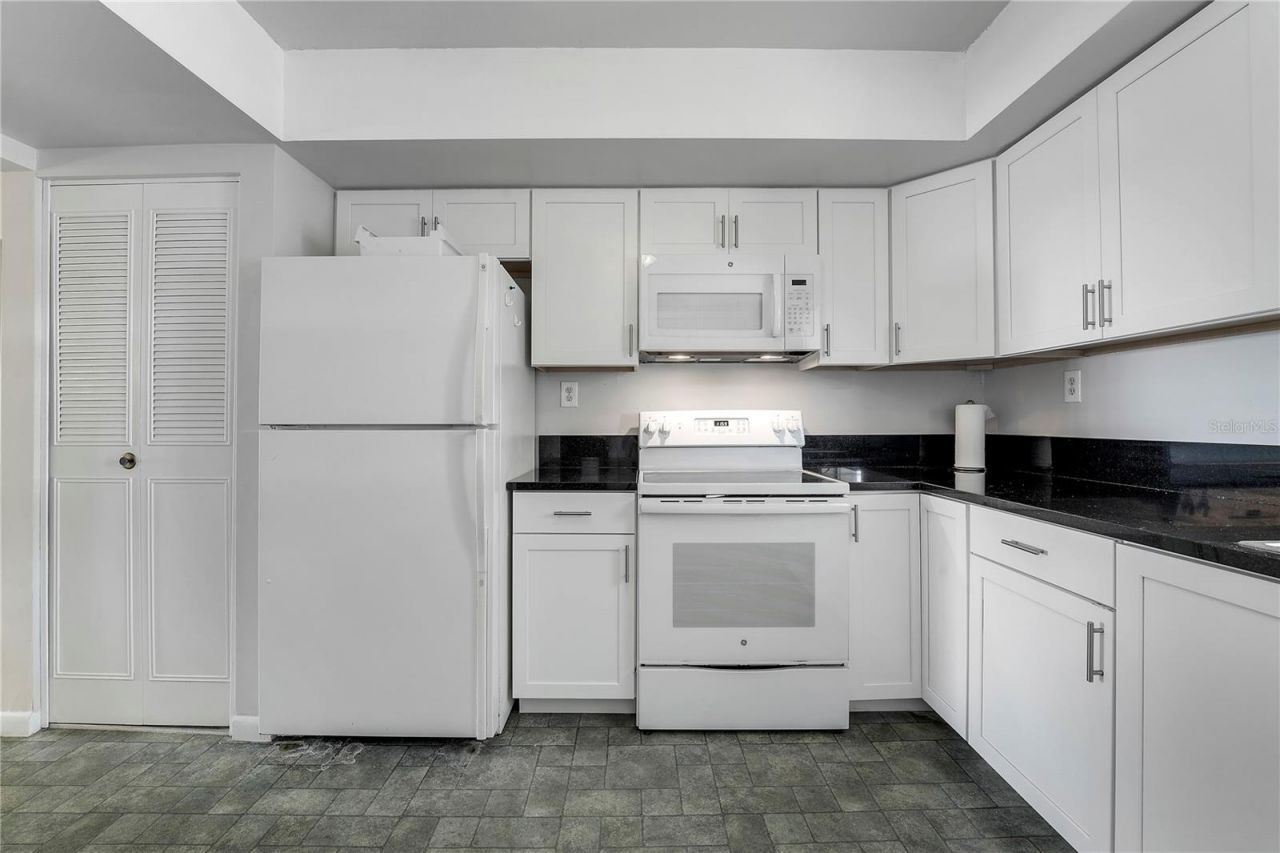 5540 N Ocean Boulevard , Unit 206, Ocean Ridge, FL 33435 Photo