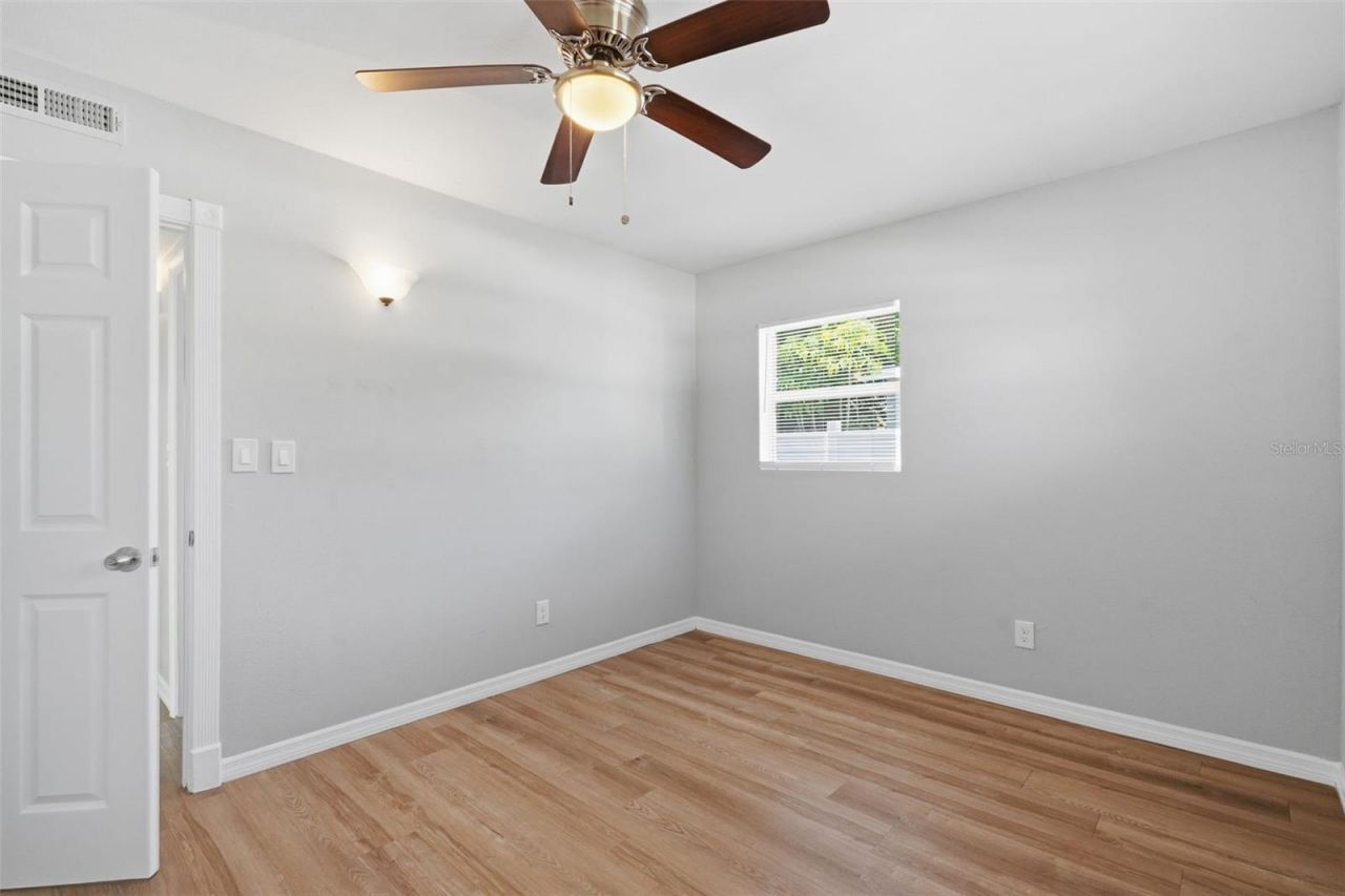 3934 Helena Street Ne, Saint Petersburg, FL 33703 Photo