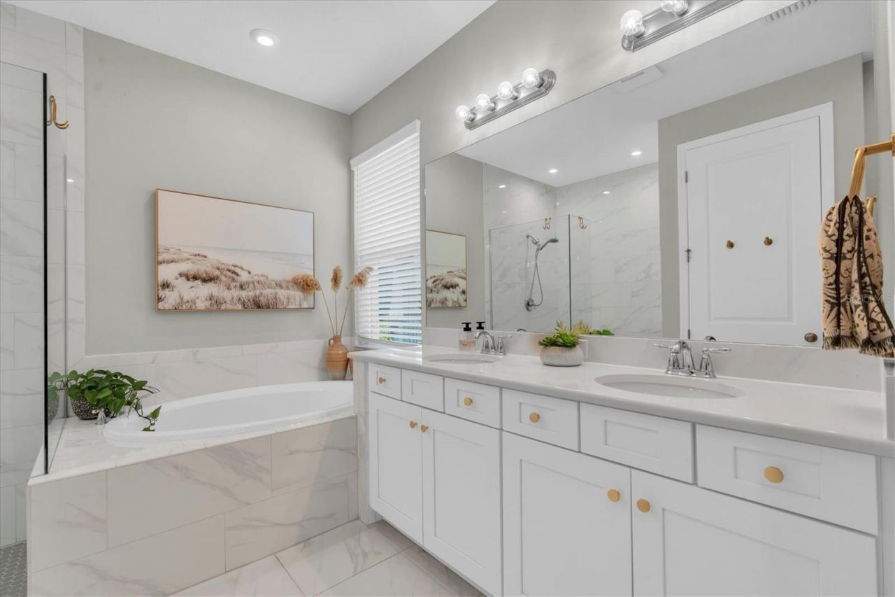 10815 Fieldstone Drive, Palmetto, FL 34221 Photo