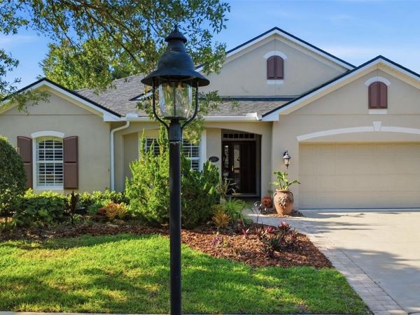 1609 VICTORIA GARDENS DRIVE, DELAND, FL 32724