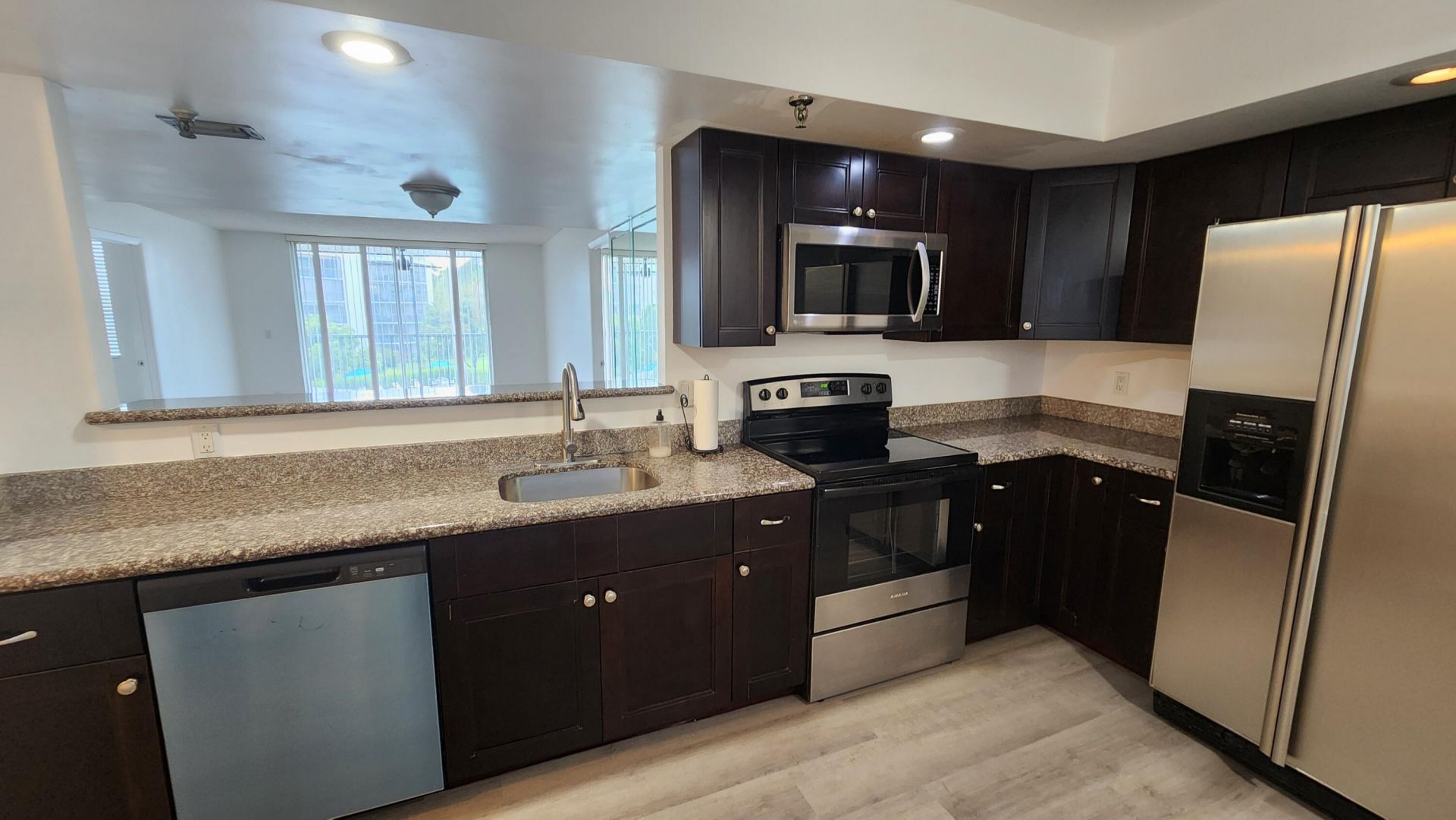 6500 NW 2nd Avenue, Unit 311, Boca Raton, FL 33487 Photo