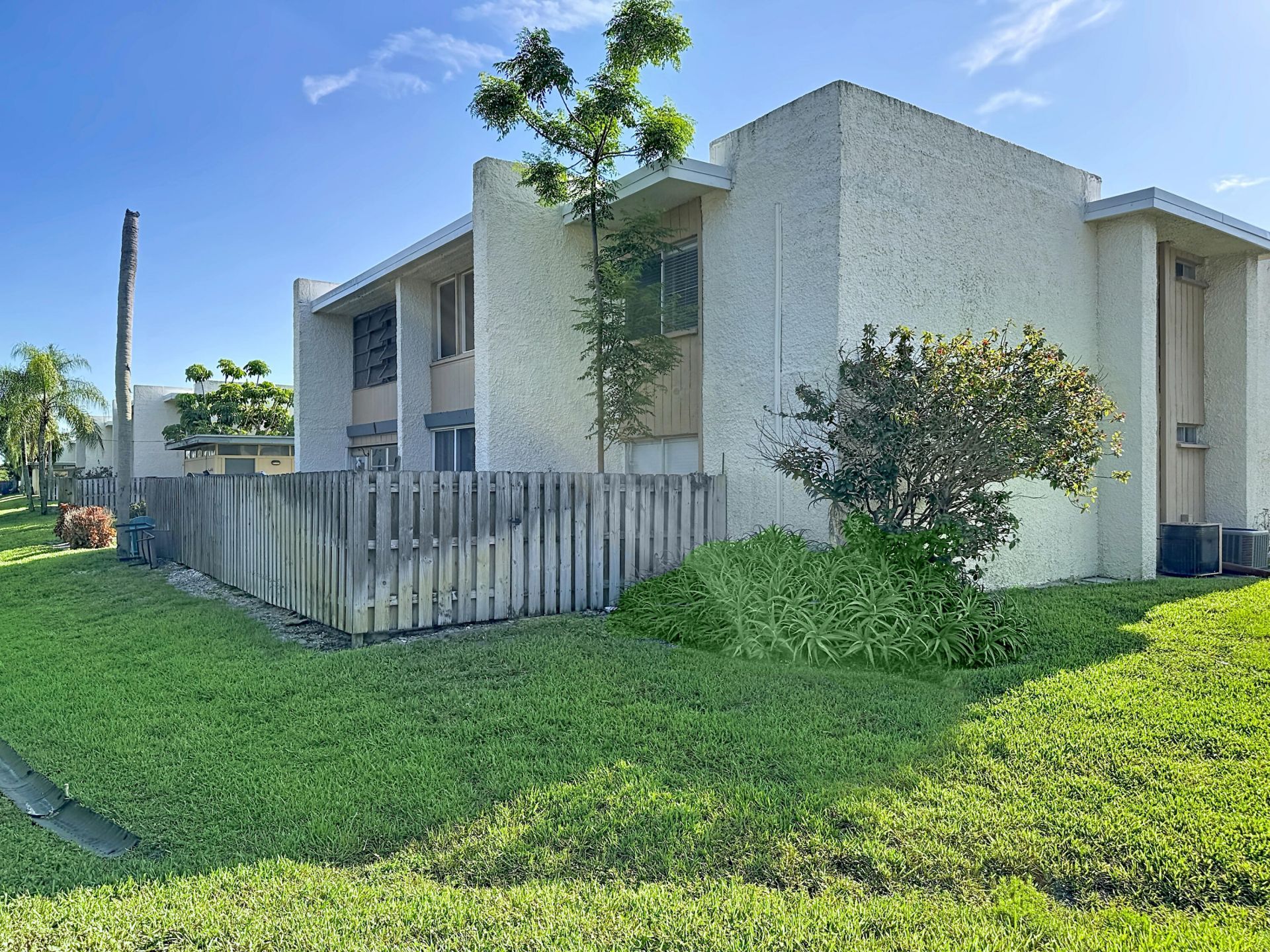 1310 NE 14th Court, Unit K17, Jensen Beach, FL 34957 Photo