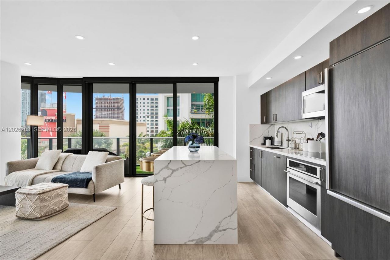 121 NE 34th St , Unit L304, Miami, FL 33137 Photo