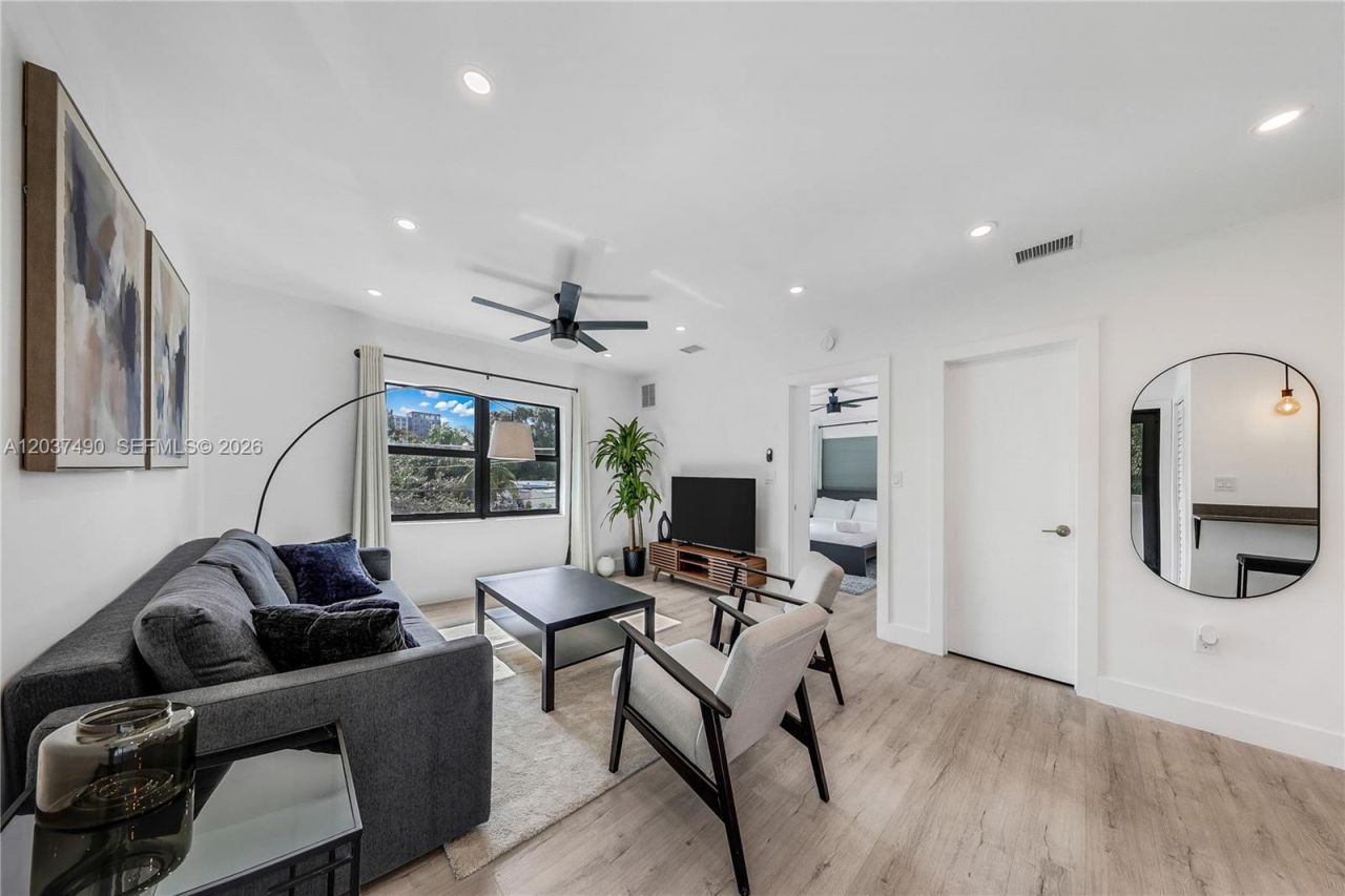 243 NW 32nd St , Miami, FL 33127 Photo