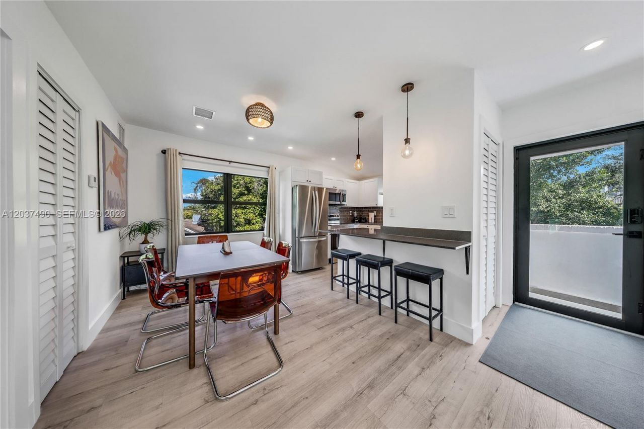 243 NW 32nd St , Miami, FL 33127 Photo