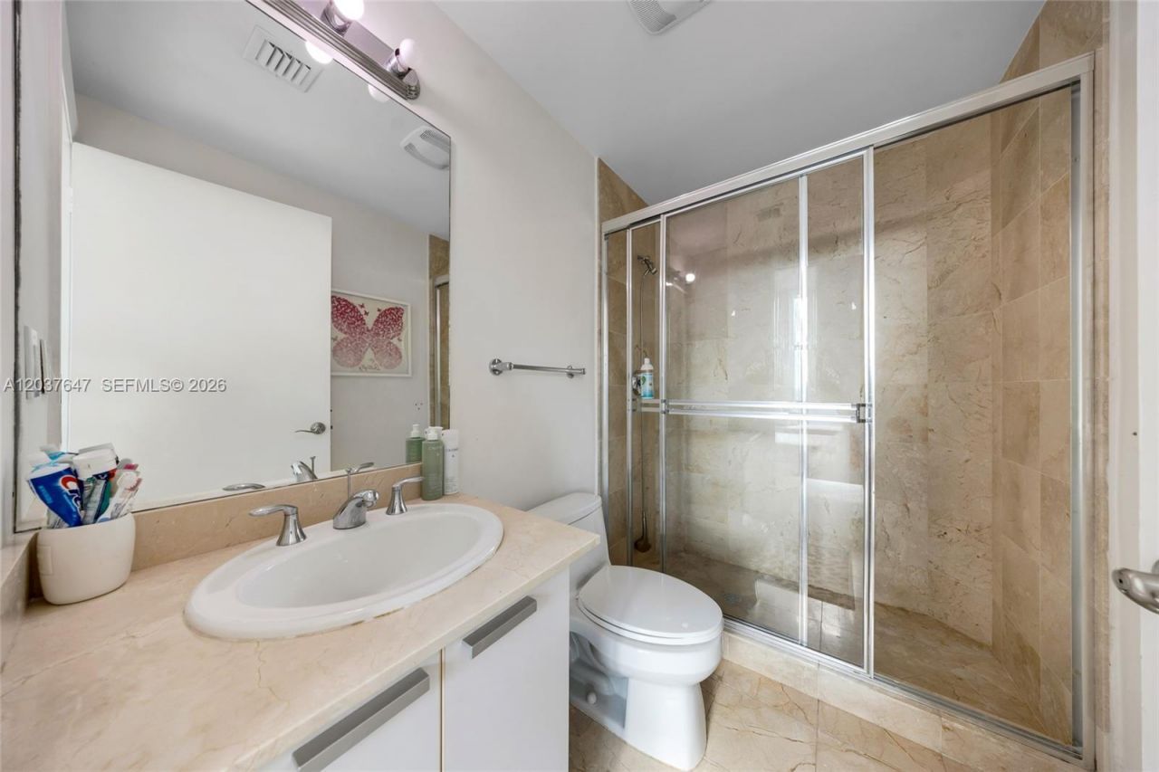 3131 NE 188th St , Unit 2-506, Aventura, FL 33180 Photo