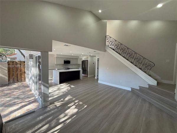 7502 SW 109th Pl , Miami, FL 33173