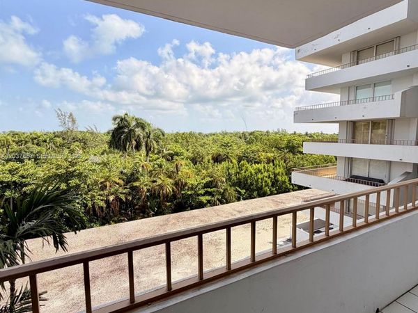 155 Ocean Lane Dr, Unit 504, Key Biscayne, FL 33149