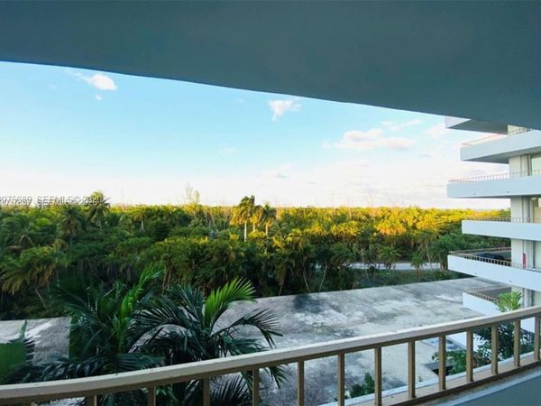 155 Ocean Lane Dr, Unit 504, Key Biscayne, FL 33149