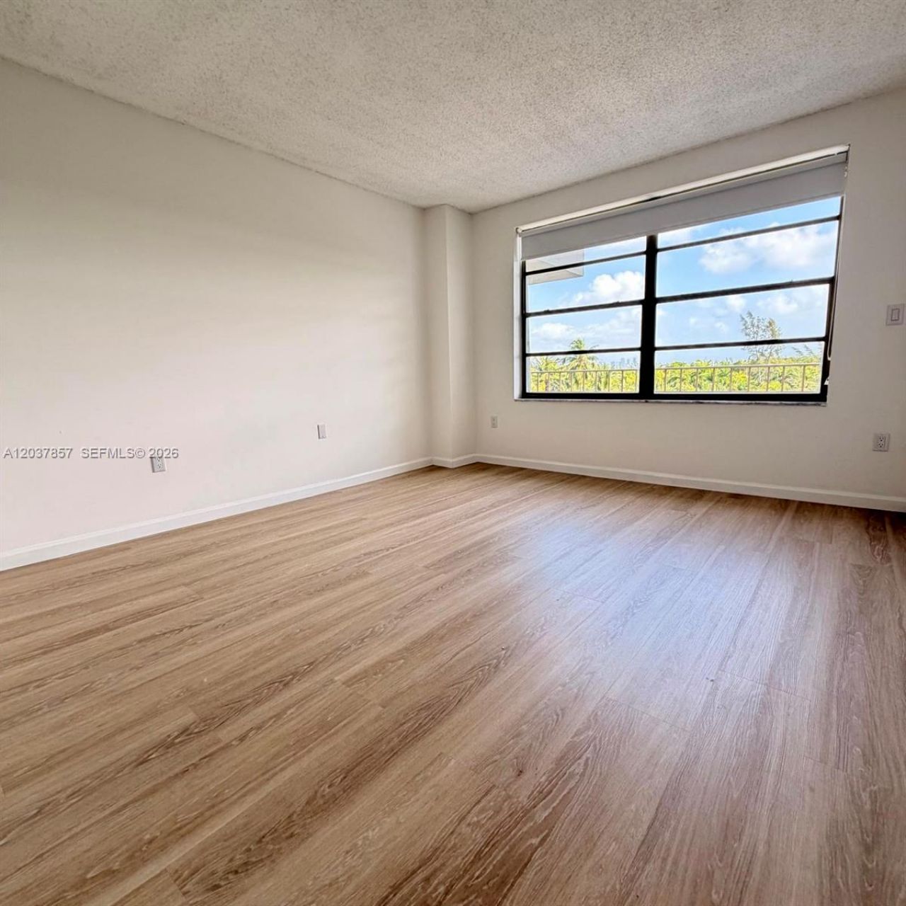155 Ocean Lane Dr, Unit 504, Key Biscayne, FL 33149 Photo