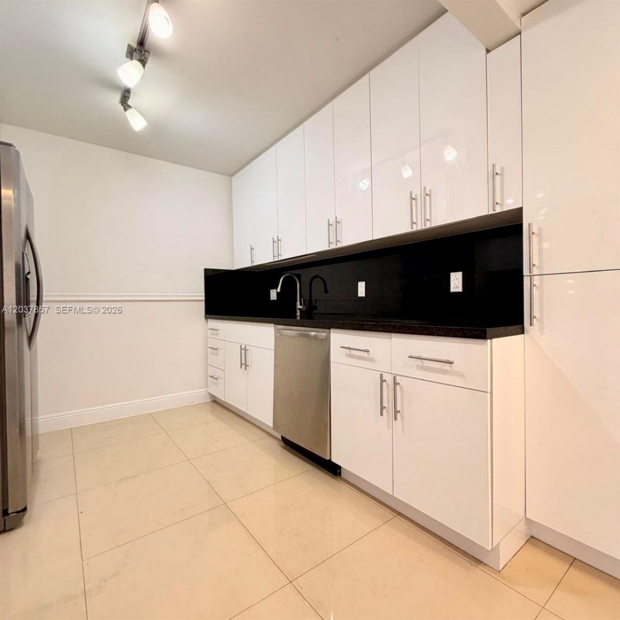 155 Ocean Lane Dr, Unit 504, Key Biscayne, FL 33149 Photo