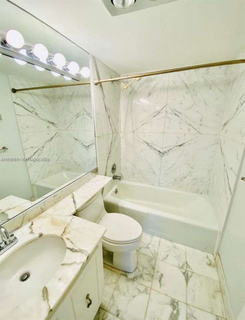 155 Ocean Lane Dr, Unit 504, Key Biscayne, FL 33149 Photo