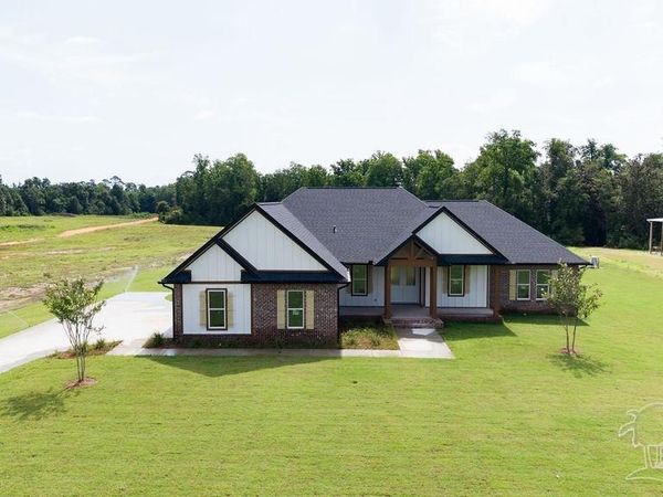 650 Ard Field Rd, Jay, FL 32565