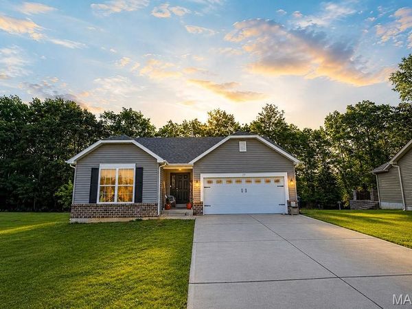 1192 Tahoe Place , Pacific, MO 63069