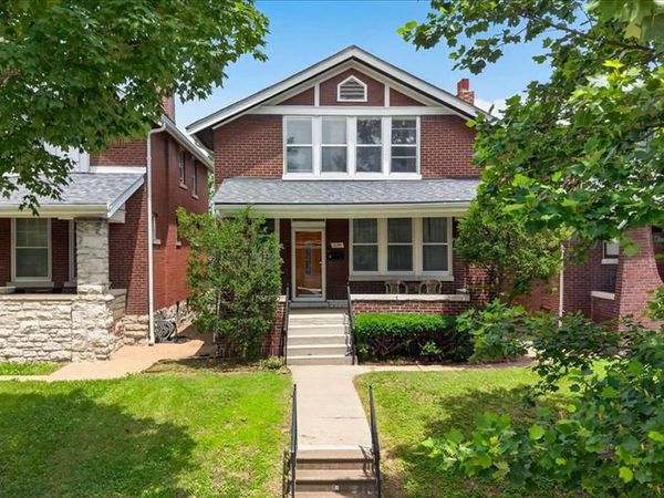 5911 Pershing Avenue, St Louis, MO 63112