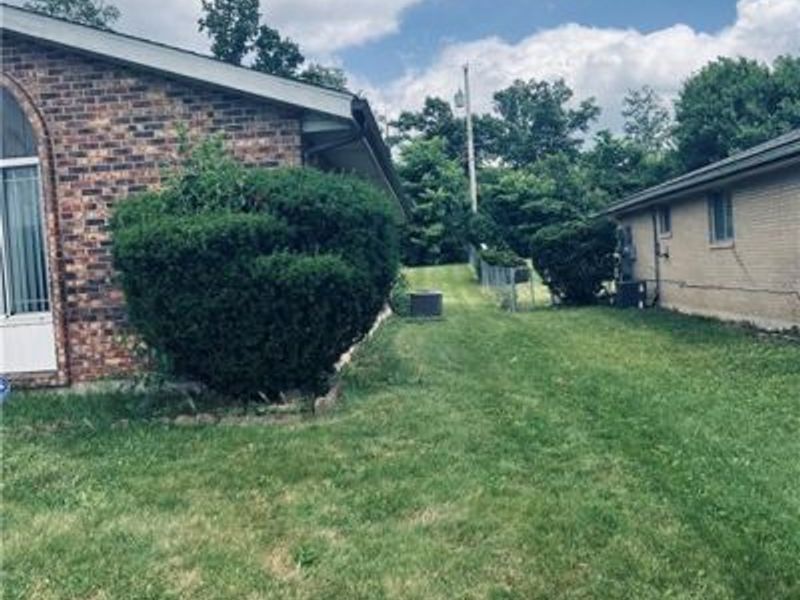 5212 Greencroft Drive, Unit 5210 &, Trotwood, OH 45426 Photo 16