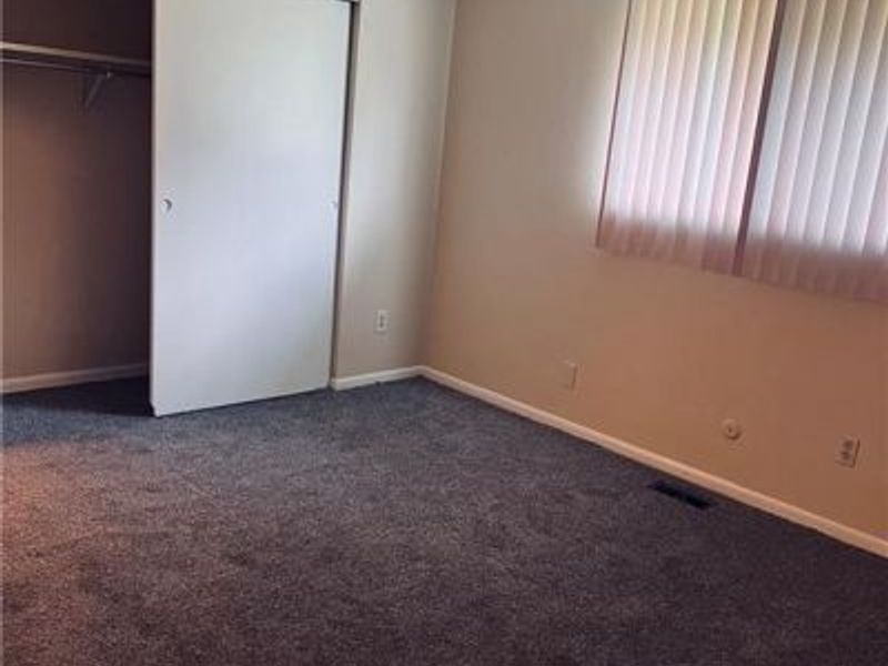 5212 Greencroft Drive, Unit 5210 &, Trotwood, OH 45426 Photo 8