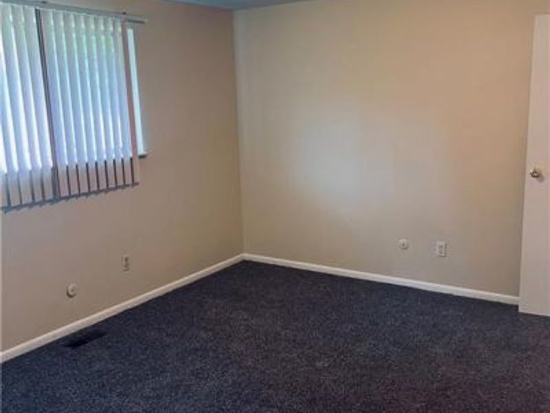 5212 Greencroft Drive, Unit 5210 &, Trotwood, OH 45426 Photo 9