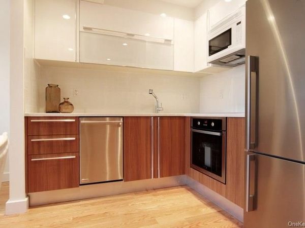 3135 31st Street, Unit 605, Astoria, NY 11106